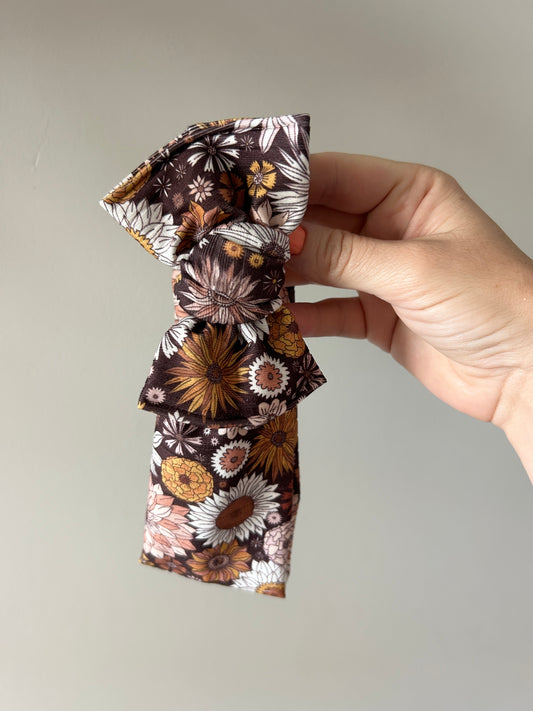 Brown Rib Fall Floral